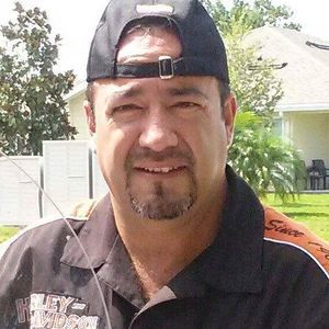 Meet your Posher, Luis henry